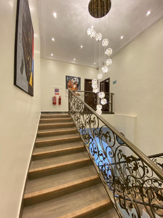 Eagle Vault Hotel Kwabenya Exterior photo